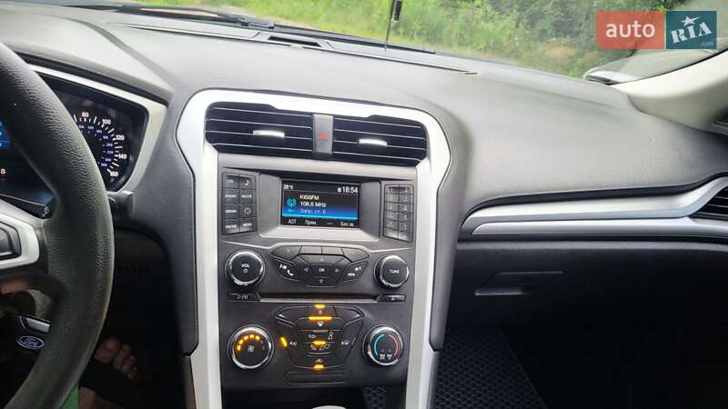 Седан Ford Fusion 2016 в Києві фото 12 Седан Ford Fusion 2016 в Києві