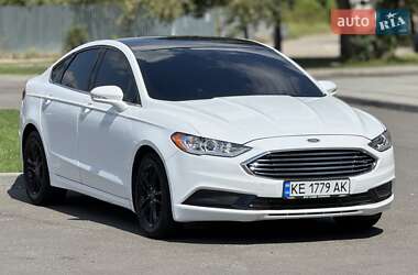 Седан Ford Fusion 2018 в 