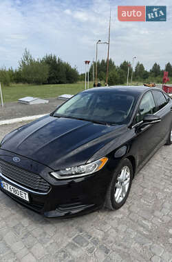 Седан Ford Fusion 2012 в 