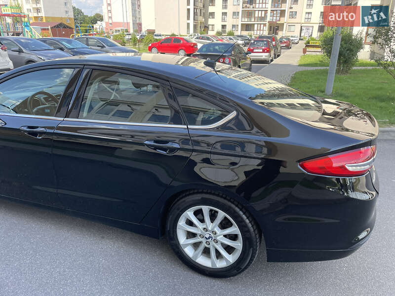 Седан Ford Fusion 2016 в Вінниці