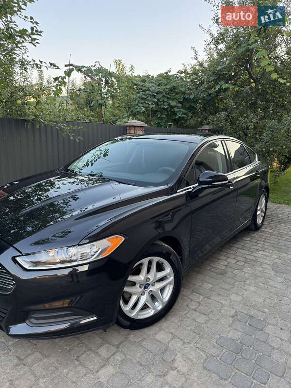 Седан Ford Fusion 2014 в Коломиї