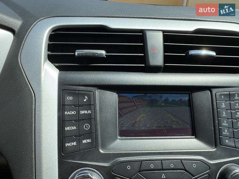Седан Ford Fusion 2014 в Романове