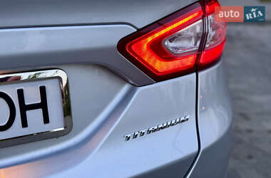 Седан Ford Fusion 2014 в 