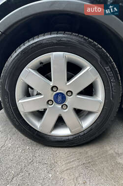 Хэтчбек Ford Fusion 2007 в 