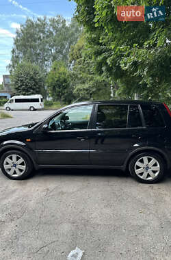 Хэтчбек Ford Fusion 2007 в 