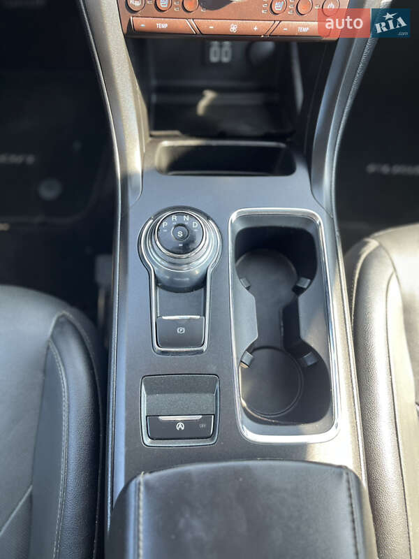 Седан Ford Fusion 2020 в Киеве