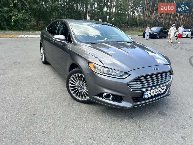 Седан Ford Fusion 2013 в Ирпене
