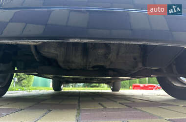 Хэтчбек Ford Fusion 2010 в 
