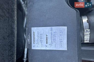 Хэтчбек Ford Fusion 2010 в 