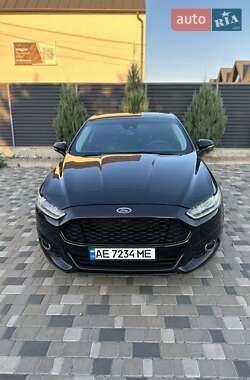 Седан Ford Fusion 2012 в 