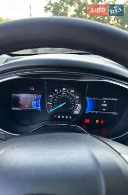 Седан Ford Fusion 2012 в 