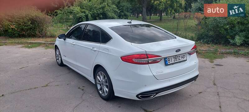 Седан Ford Fusion 2017 в Кременчуге