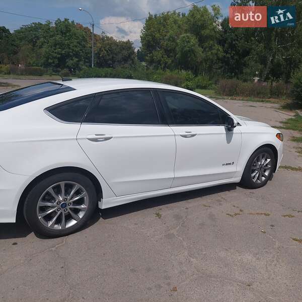 Седан Ford Fusion 2017 в Кременчуге