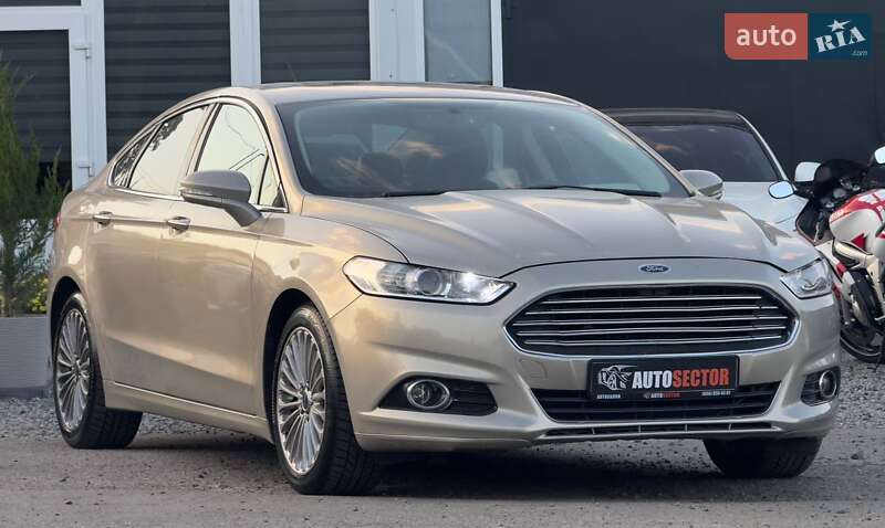 Седан Ford Fusion 2015 в Харкові