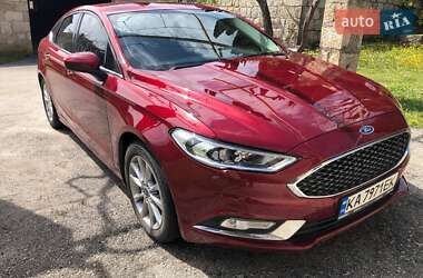 Седан Ford Fusion 2017 в 