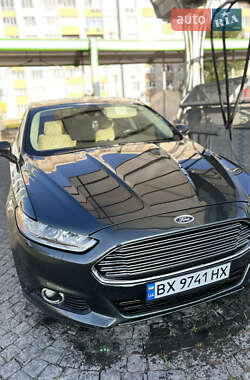 Седан Ford Fusion 2014 в 