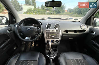 Хэтчбек Ford Fusion 2009 в 