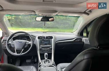 Седан Ford Fusion 2014 в 