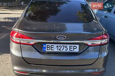 Седан Ford Fusion 2017 в 