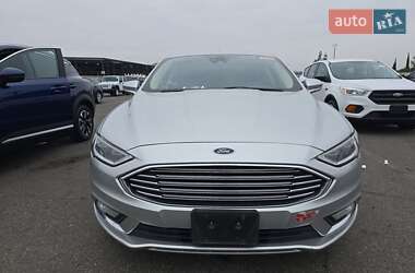 Седан Ford Fusion 2018 в 
