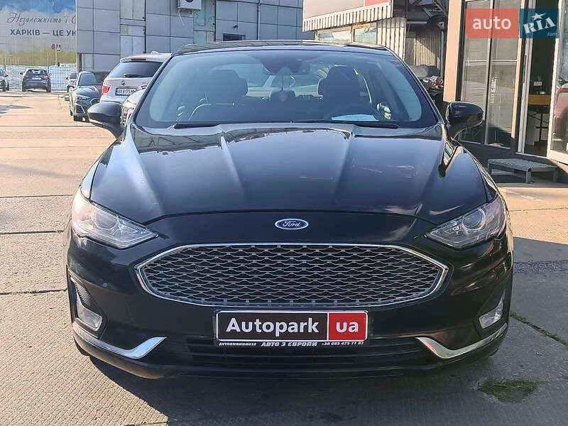 Седан Ford Fusion 2019 в Харькове