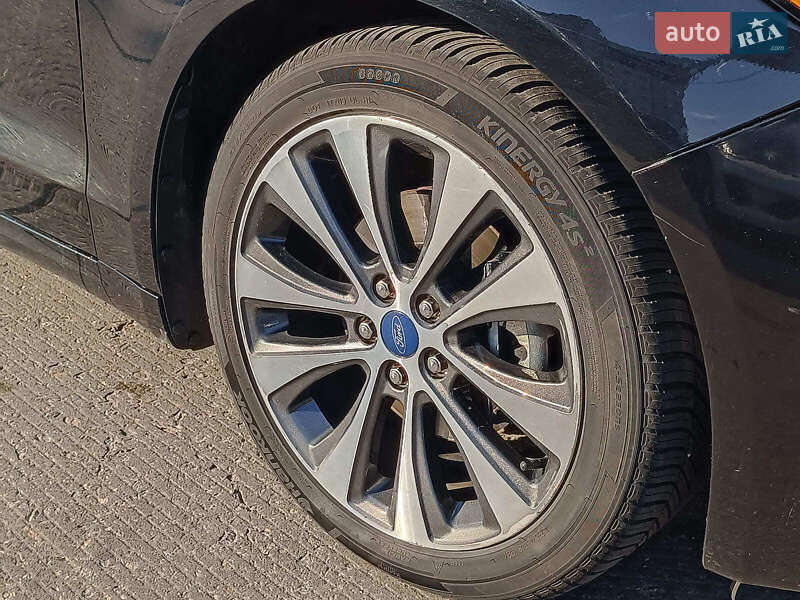 Седан Ford Fusion 2019 в Харькове