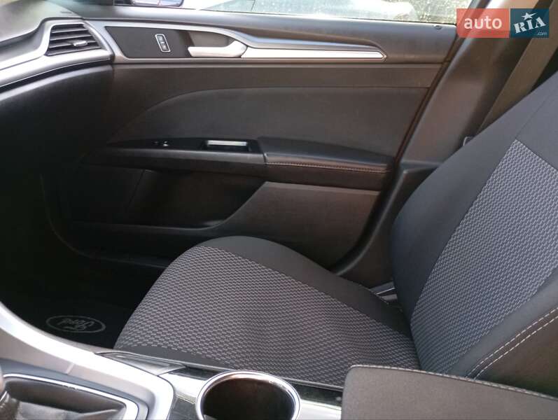 Седан Ford Fusion 2014 в Киеве фото 11 Седан Ford Fusion 2014 в Киеве