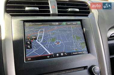 Седан Ford Fusion 2014 в 