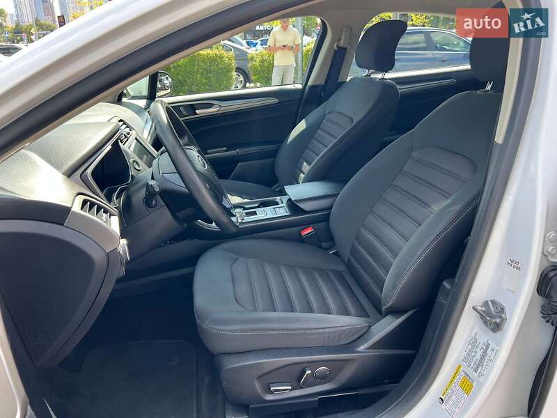 Седан Ford Fusion 2018 в Киеве