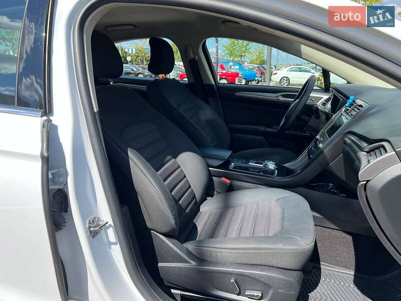 Седан Ford Fusion 2018 в Киеве