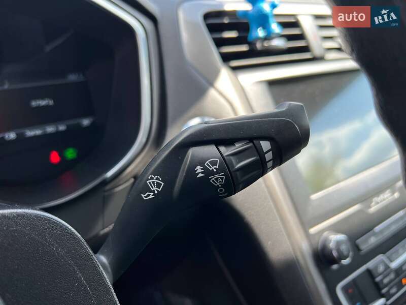 Седан Ford Fusion 2018 в Киеве