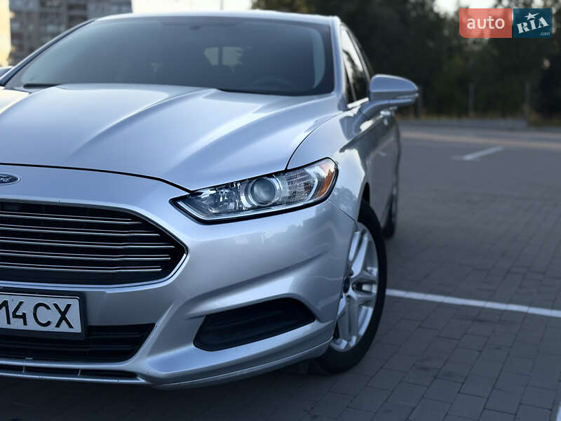 Седан Ford Fusion 2014 в Сумах
