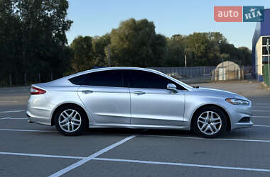 Седан Ford Fusion 2014 в 