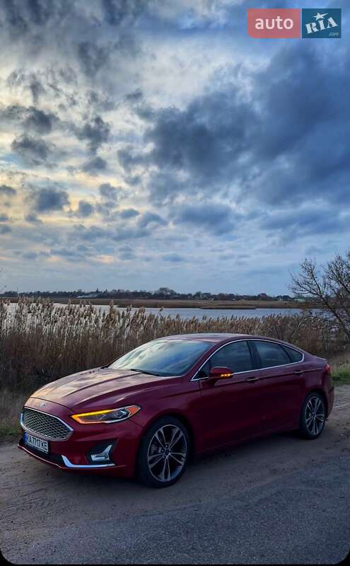 Седан Ford Fusion 2019 в Киеве