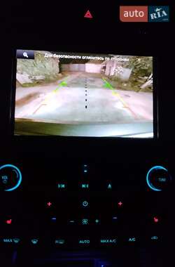 Седан Ford Fusion 2012 в 
