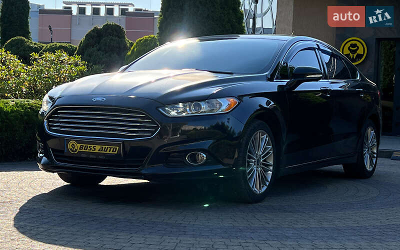 Седан Ford Fusion 2014 в Львове