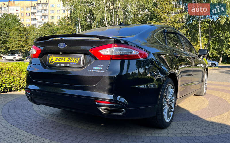 Седан Ford Fusion 2014 в Львове