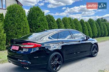 Седан Ford Fusion 2017 в 