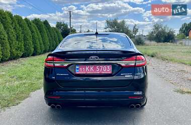 Седан Ford Fusion 2017 в 