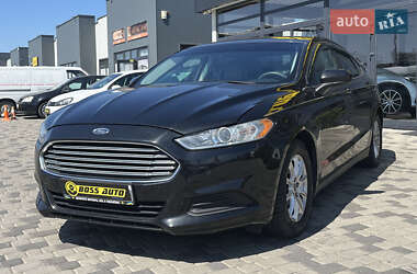 Седан Ford Fusion 2014 в 