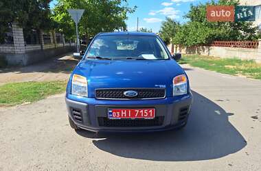 Хэтчбек Ford Fusion 2008 в 