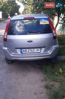 Хэтчбек Ford Fusion 2007 в 