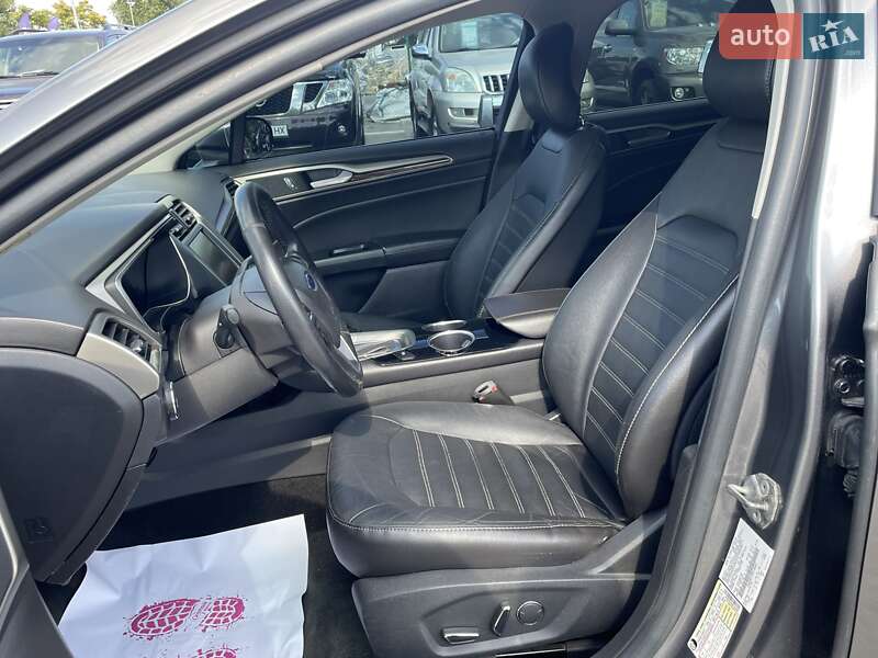 Седан Ford Fusion 2013 в Дніпрі