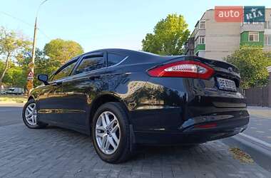 Седан Ford Fusion 2014 в 