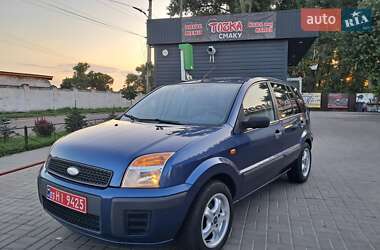 Хэтчбек Ford Fusion 2006 в 