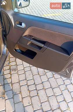Хэтчбек Ford Fusion 2007 в 