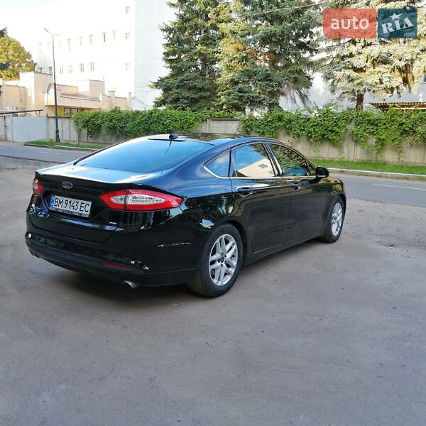 Седан Ford Fusion 2015 в Путивле
