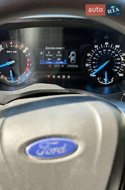 Седан Ford Fusion 2013 в 