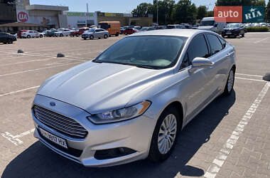 Седан Ford Fusion 2014 в 