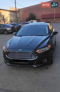 Седан Ford Fusion 2014 в 